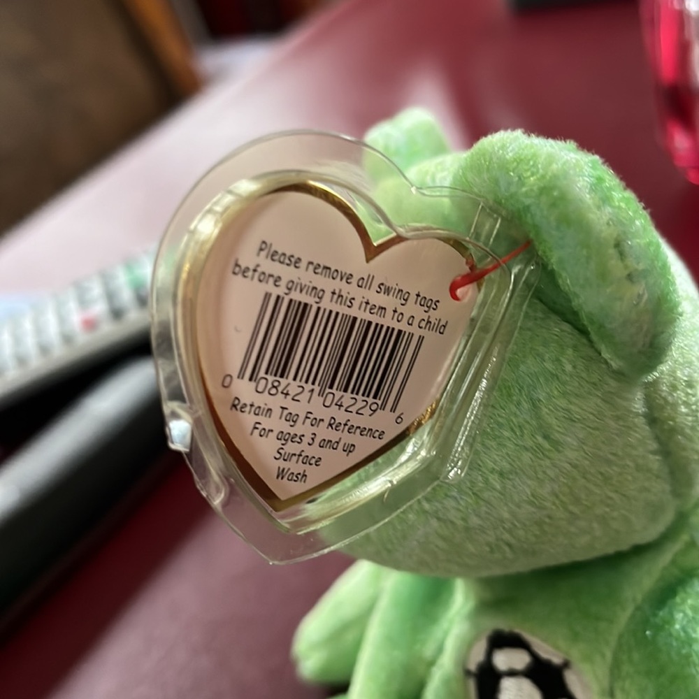“Kicks” Ty Beanie Babies with errors - Picture 5 of 6